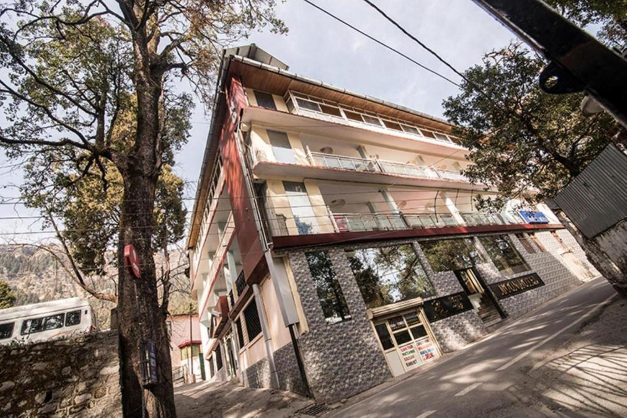 Moon Hotel Mallital, Near Nainital High Court Ngoại thất bức ảnh