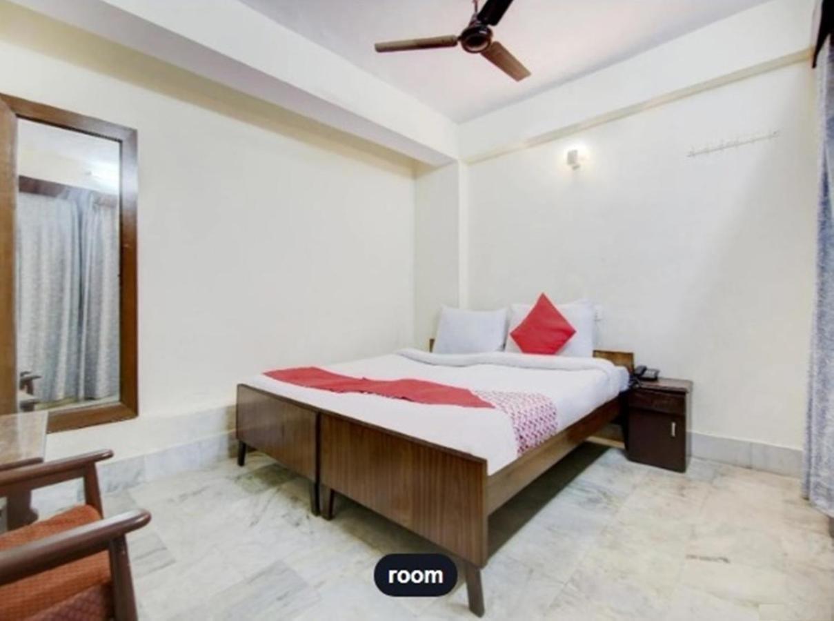 Moon Hotel Mallital, Near Nainital High Court Ngoại thất bức ảnh